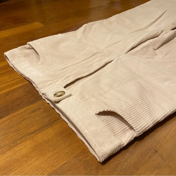 Vanilla Corduroy High Waisted Straight Leg with slight Barrel Leg Pants, Canada - Picture 5 of 13